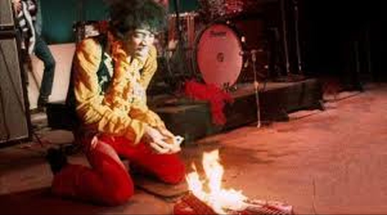 All Along The Watchtower ~ Jimi Hendrix ( Live )