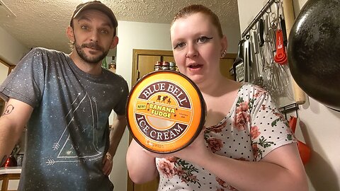 Blue Bell Banana Fudge Ice Cream Taste Test