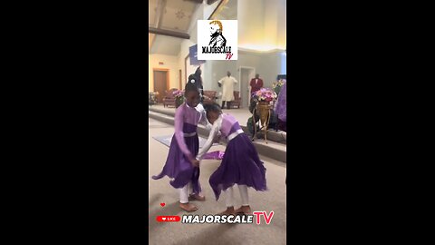 Young or old… give God all the praise 💃🏽💃🏽 #praisebreak