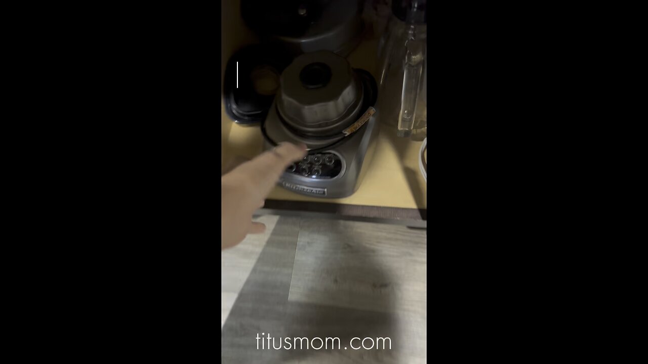 How to Make an Easy Three Ingredient Smoothie