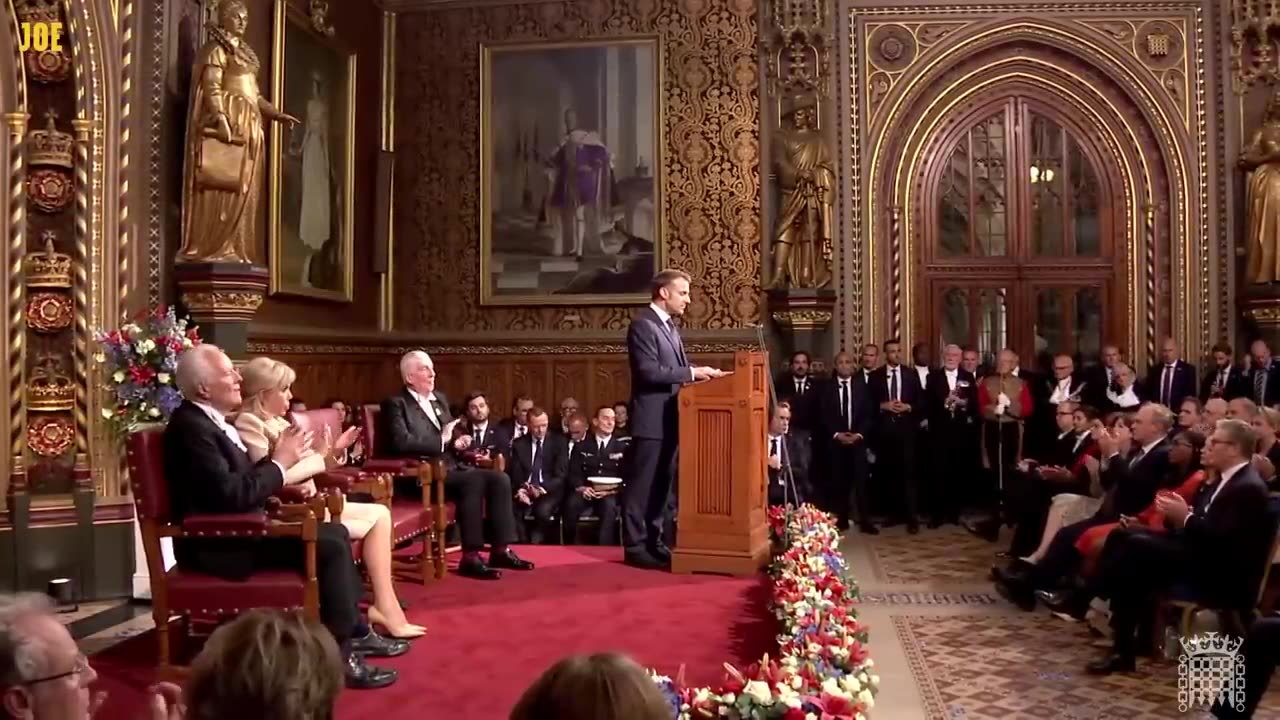 Emmanuel Macron calls on UK to recognise Palestinian state in speech to Parliament