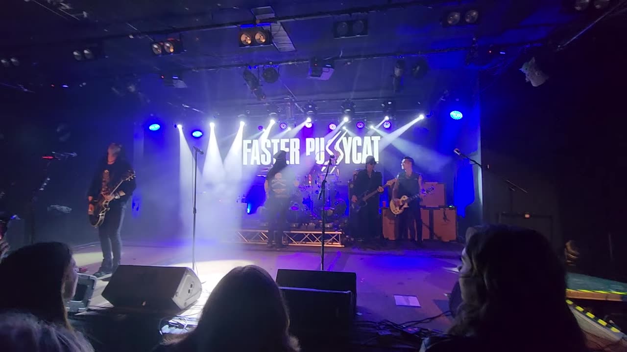 Faster pussycat ( live)