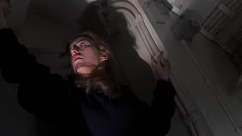 Below (2002)