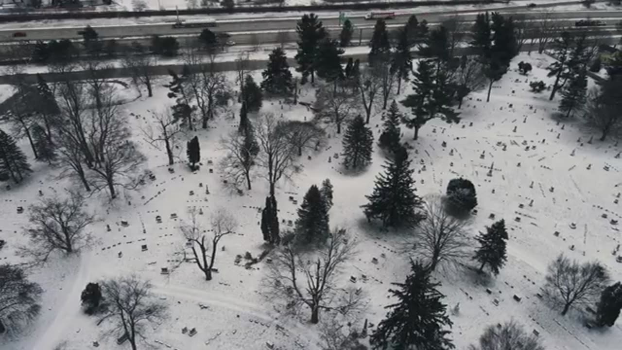Avondale Cemetery - Haunted Flint, Michigan - Ruin Road