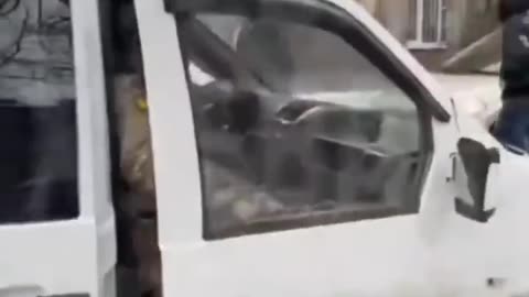 Conscription Officials Ran Out of Kyiv Neighborhood