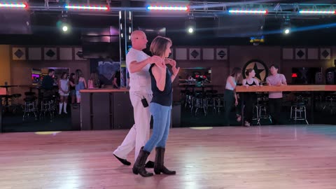 Progressive Double Two Step @ Electric Cowboy with Wes Neese 20250808 202939215
