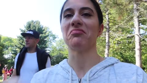Vlog I Went to the Zoo Barefoot (Loser Ana Deleted YouTube Video)