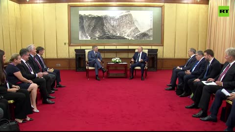 🇸🇰🇷🇺 Slovak PM starts talks with Putin with 'unpleasant' question: