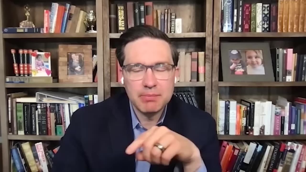 JORDAN PETERSON - PIERRE POILIEVRE