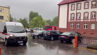 Strażacy ze Słupska również wyruszyli do punktu koncentracji sił i środków. Wideo: KM PSP Słupsk
