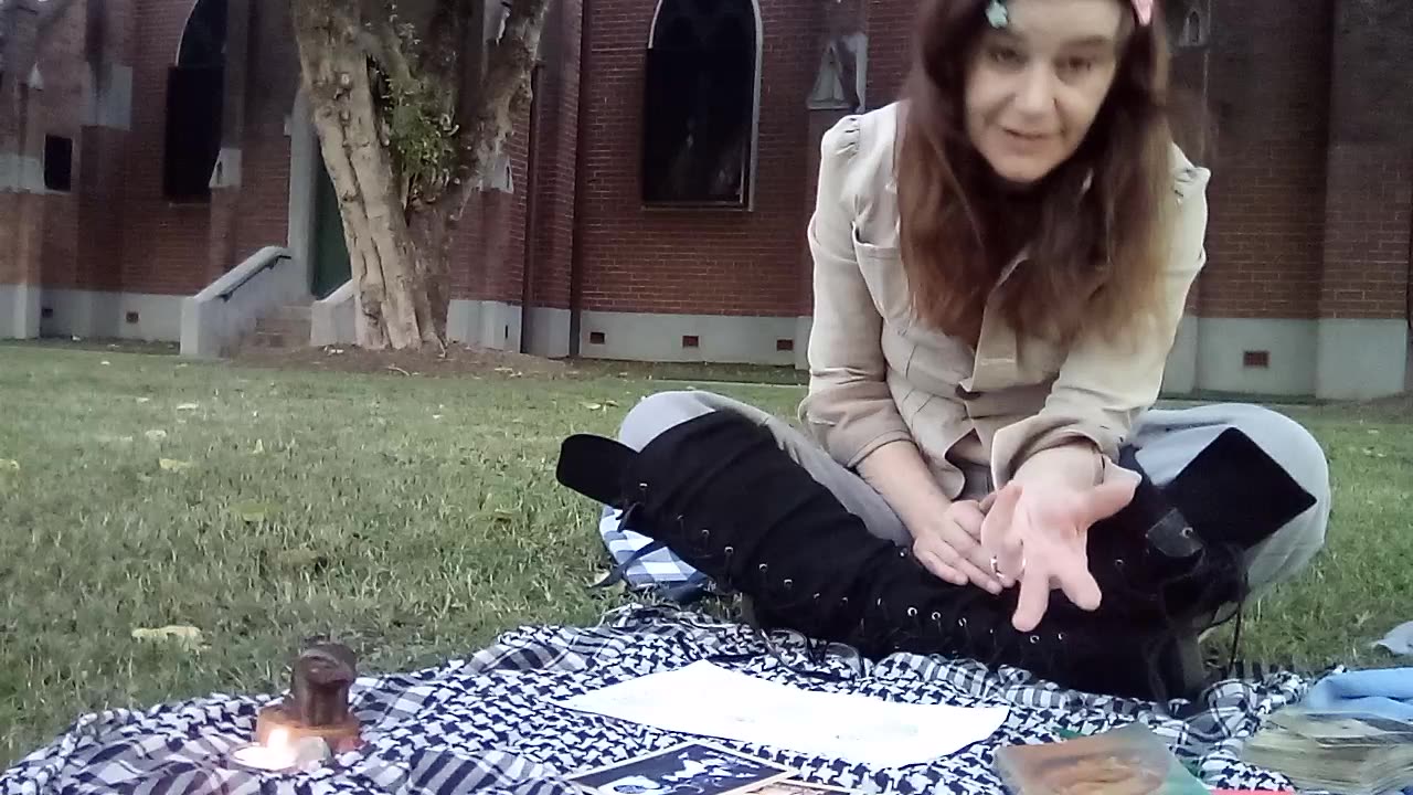 Something Here Is Beyond Repair Something Else Deserves the Effort - Be Judicious 🧿 I Ching ☯Read