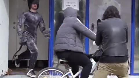 😂💥 Shut the Door! | FunFM