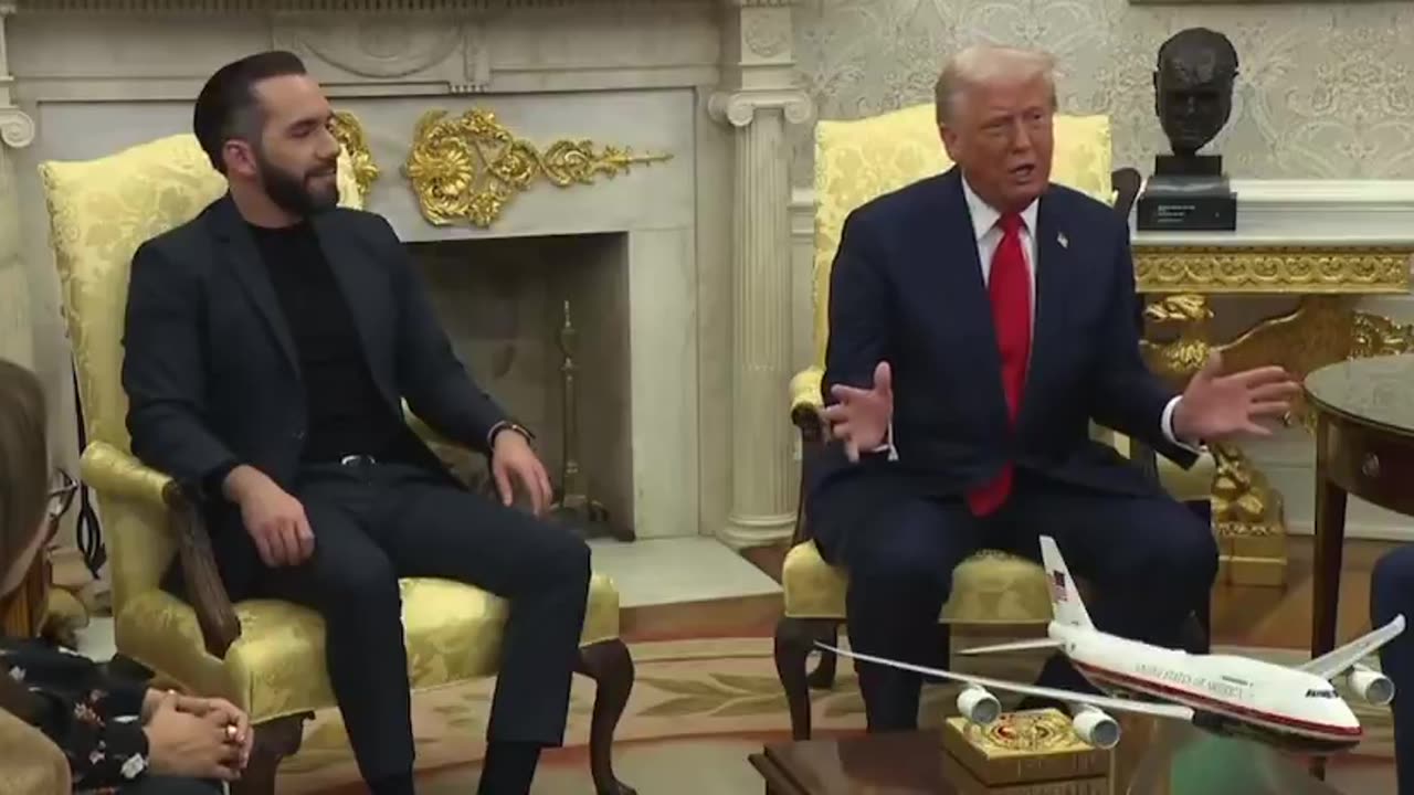 Trump did the meme LMAO 💀😂