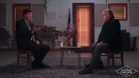 Bannon： I called for Lindsey Graham arrest or cancel his passport. And Mike Pompeo too..＂