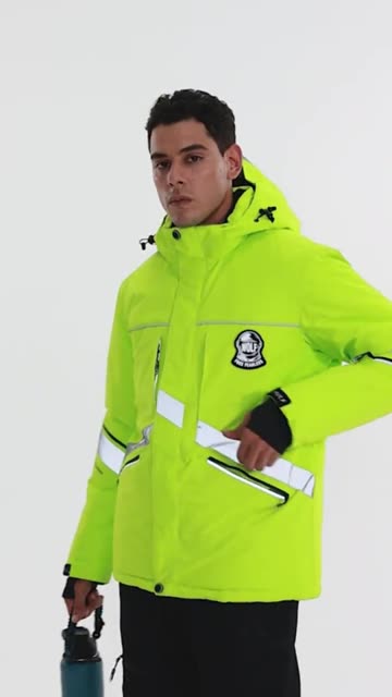 Men's Winter Insulated Jacket with Hood - Windproof, Warm and Practical Outerwear for Urban Life