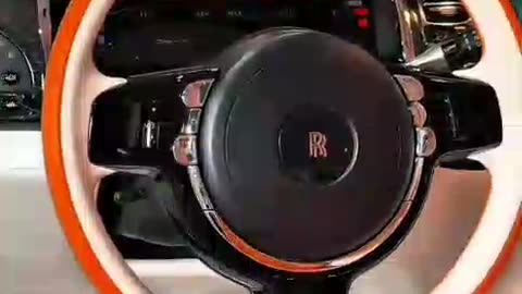 "Rolls-Royce: The King of Luxury Cars 👑