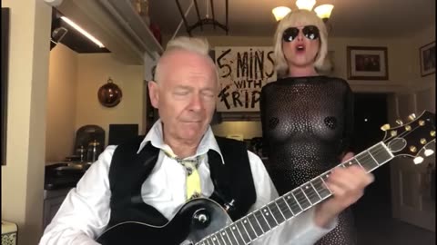 20220904 Toyah & Robert’s Sunday Lunch - 5 Mins With Fripp [JmDStxr79yY]