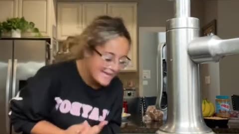🤣🔥 You Won't Believe What Happens Next! Muy ca-li-ente, ay dos mioh | FunFM