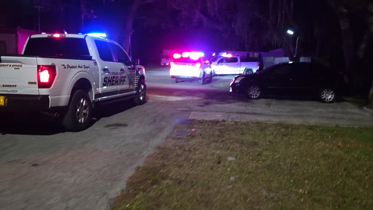 SEARCHING FOR 1 GOOD COP