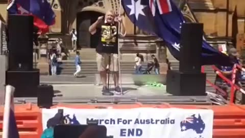 Craig Kelly speaks at the March for Australia Sydney. #marchforaustralia
