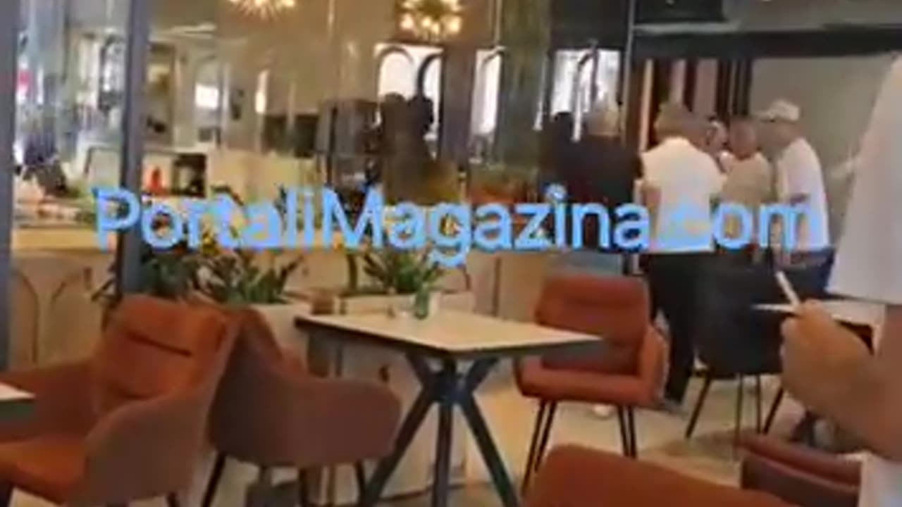 Plasin grushtet dhe gotat e qelqit/ Sherr masiv në Kosovë, përplasen dy grupe