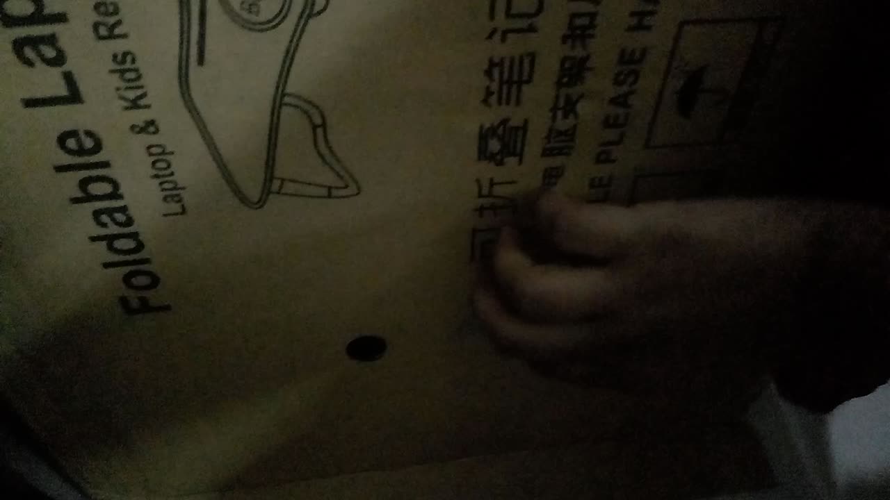 29 seconds card board tapping ASMR!!