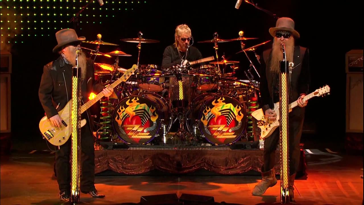Waitin' For The Bus...Jesus Just Left Chicago - ZZ Top (live)