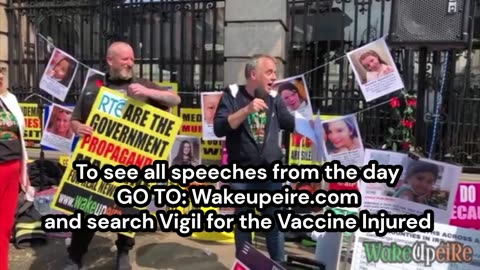 15/06/2023: WakeUpéiRe held a vigil for the vaccine injured outside Leinster House.
