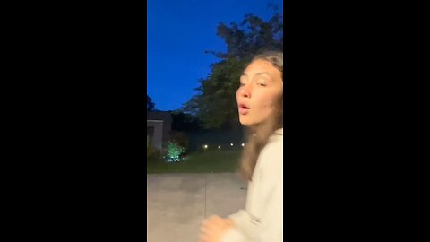 I Cant Touch That !