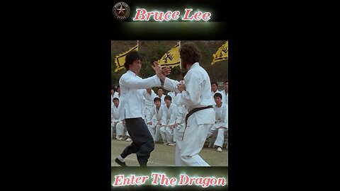 Cross kick Studio Films Bruce Lee Enter the Dragon