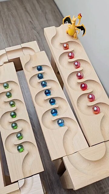 Marble run ⬆️↗️➡️↘️⬇️↙️⬅️↖️