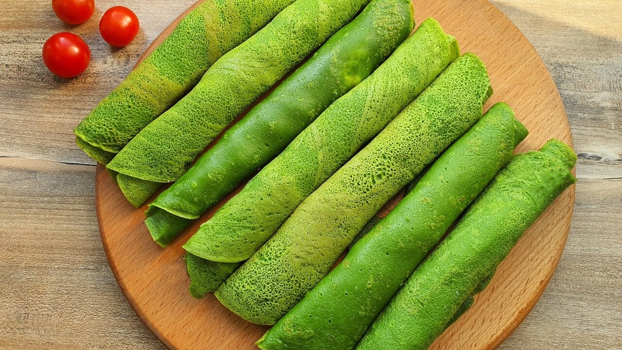 Mom Lost 10 kg | Healthy Breakfast 🥬 Spinach Crepes with Cream Cheese & Salmon – Easy & Delicious!