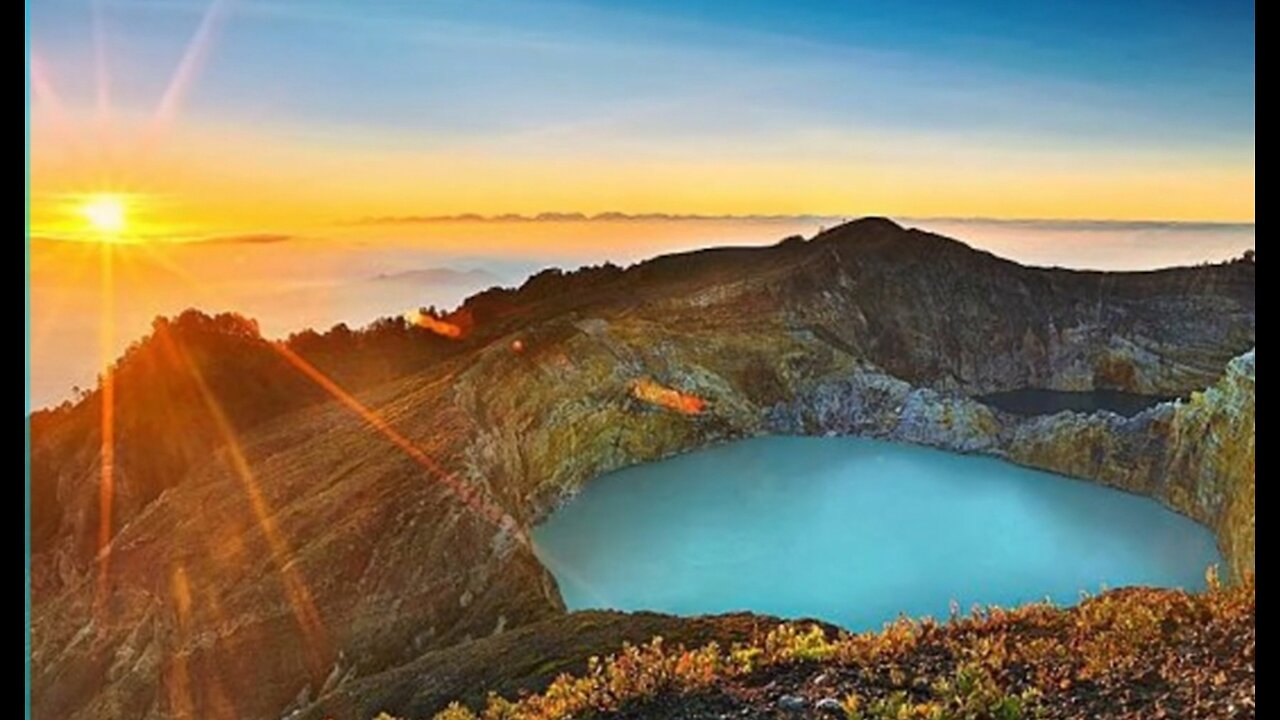 The 3 Colors Lake _ Kelimutu National Park
