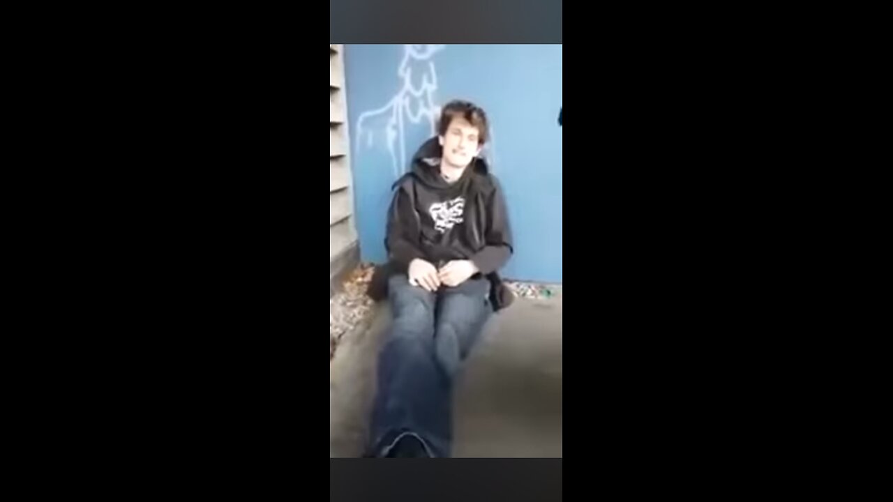 Nonce acts hysterical after being caught (classic sting) - Zack Yeadon