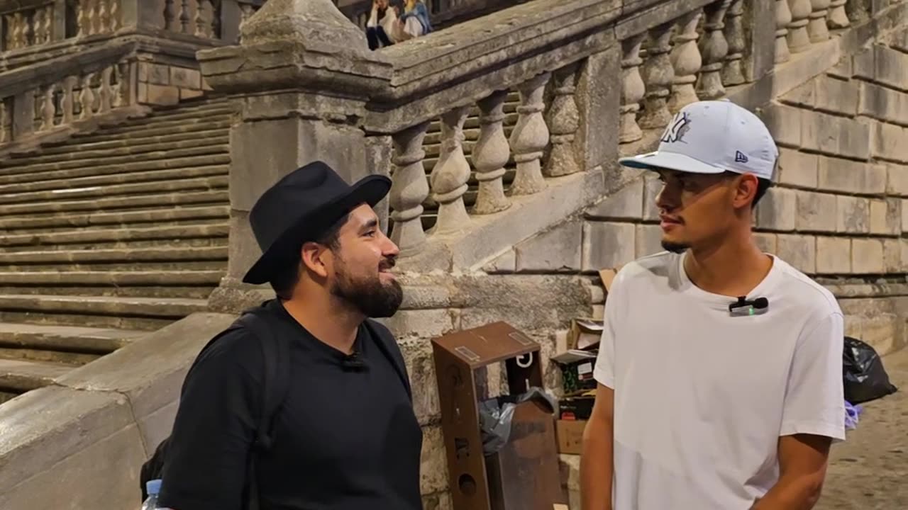 🎤 Entrevista en Girona: Un joven de Salt lo dice claro 👉 Únete:https://t.me/+yhsl7