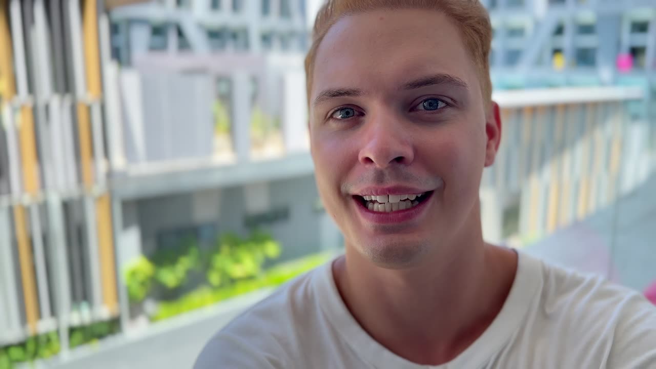 Why foreigners (and digital nomads) are moving to Georgia? There's money there | my story