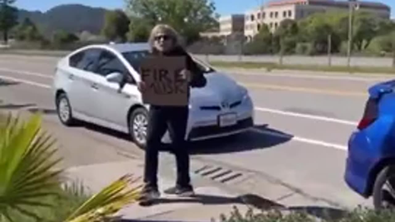 Michael Savage Confronts Communist Musk Haters