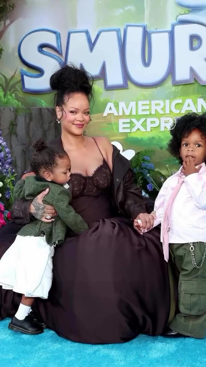 #Rihanna and sons, Rza and Riot, attend “Smurfs” Los Angeles Premiere
