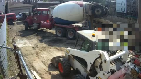 Armed Black Crminals Rob Chicago Construction Workers