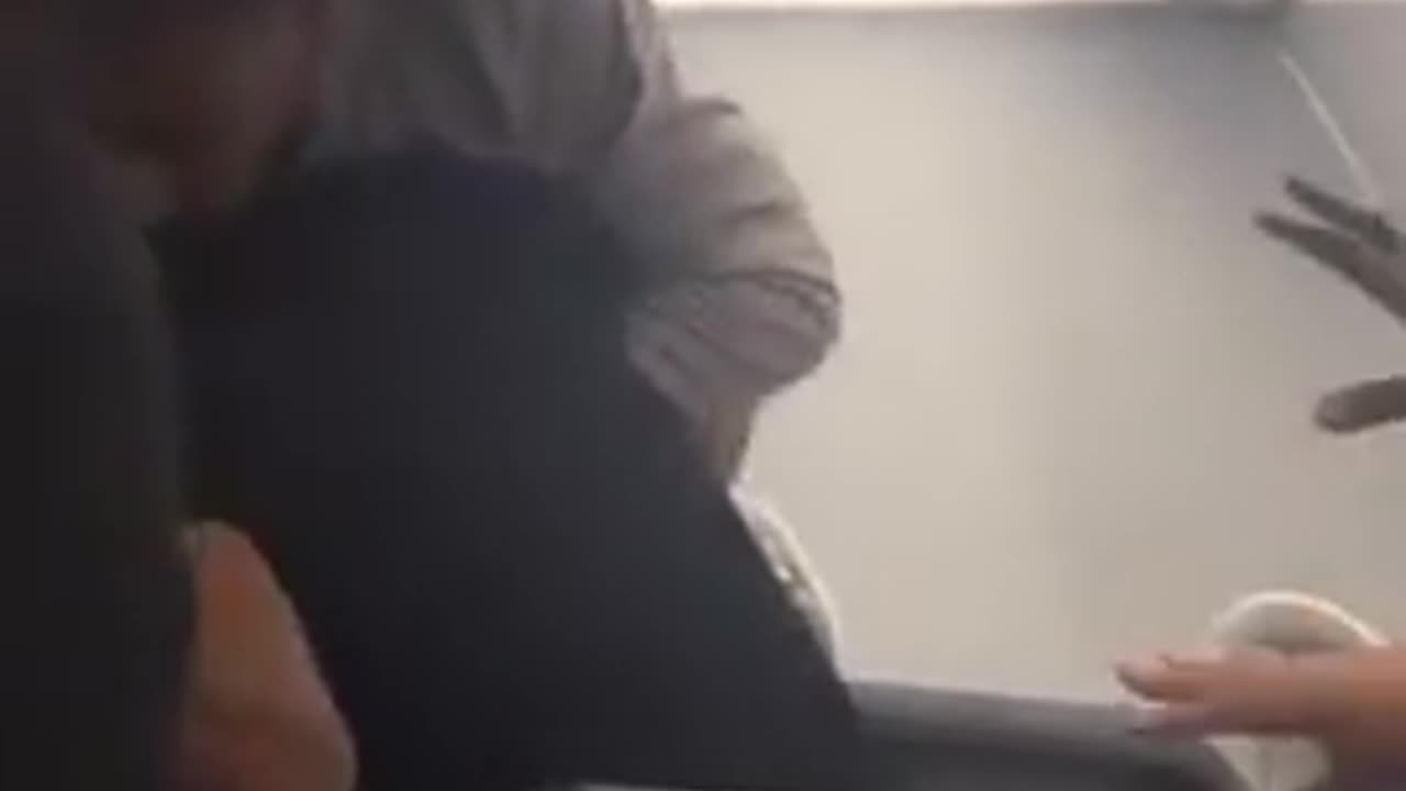 African American Assaults Passenger on Frontier Airlines Flight