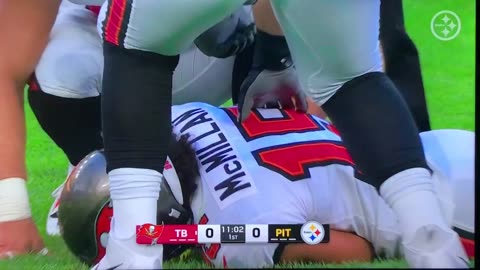 Bucs WR #15 Jalen McMillian lands on his head. Ouch👀
