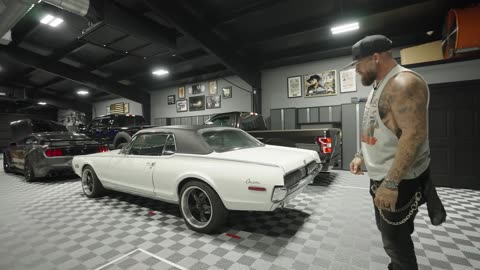Garage Tour; CAR EDITION ¦ Brantley Gilbert Offstage; At The Dawg House