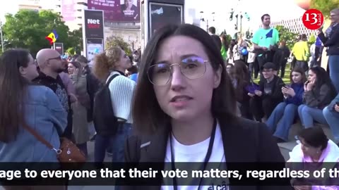 Thousands Rally for EU Support in Romania's Capital | Pro-EU March Highlights