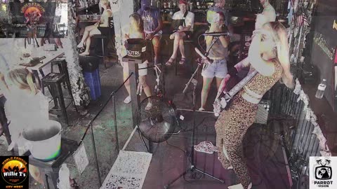 LIVE Music Everyday!