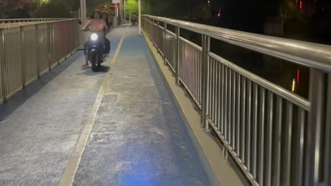 Crossing to Dongguan🇨🇳
