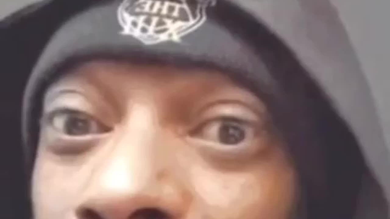 Snoop Dogg stop calling me🤣