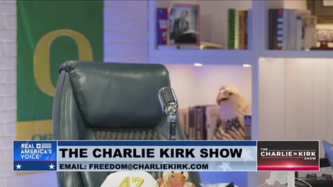 The Empty Chair Honoring Charlie Kirk’s Legacy 💔