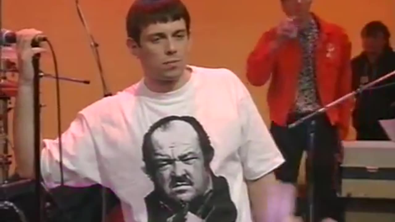 Inspiral Carpets - Saturn 5 (The Word)