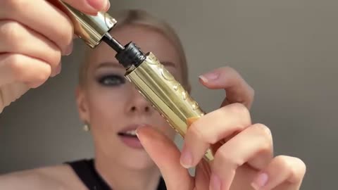 Black Smokey Eye Tutorial (3 Techniques) P11