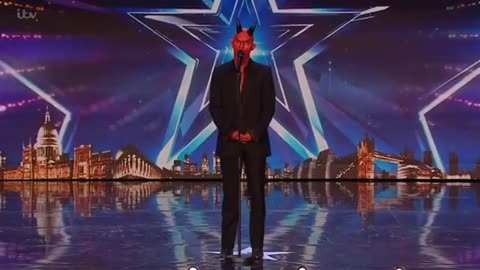 Must Watch: DEVIL SINGER SHOCKS SIMON COWELL with his ANGELIC VOICE!